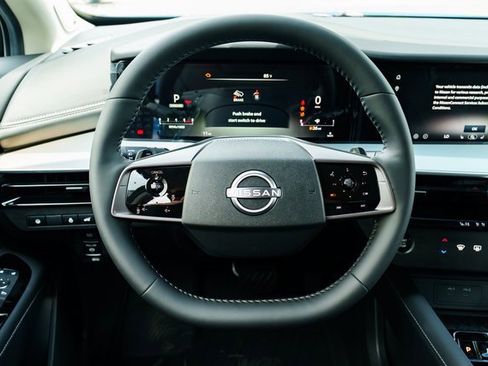 New 2025 Nissan Murano SL image 11