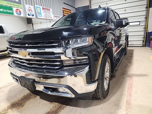 Used 2020 Chevrolet Silverado 1500 LTZ image 1