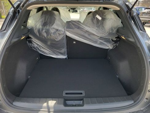 New 2026 Nissan Kicks SV w/ Charging Package FWD image 8