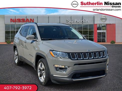 Used 2021 Jeep Compass Limited image 1