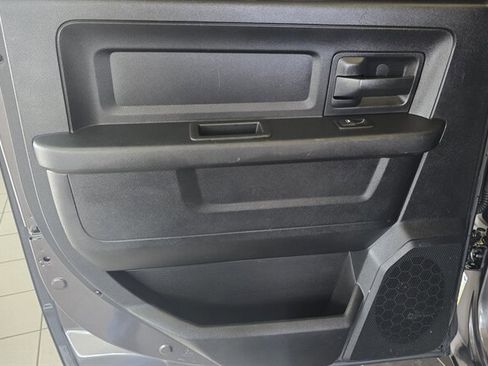 Used 2014 RAM 1500 Express AWD/4WD image 21