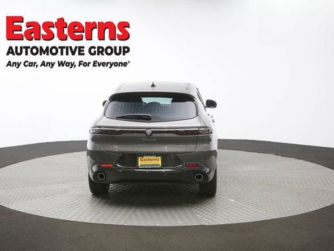 Used 2024 Alfa Romeo Tonale Veloce w/ Active Assist Package AWD/4WD image 35