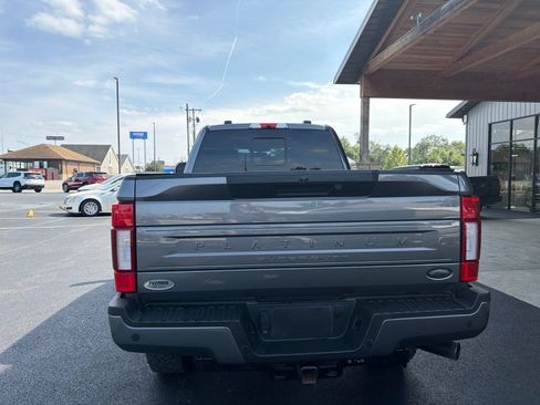 Used 2022 Ford F250 Platinum w/ Tremor Off-Road Package AWD/4WD image 17