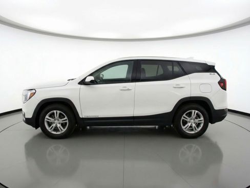 Used 2024 GMC Terrain SLE image 5