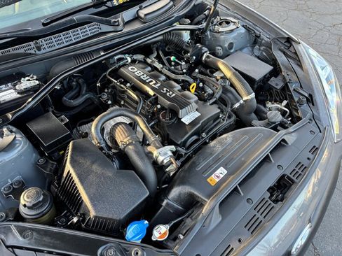 Used 2014 Hyundai Genesis 2.0T image 21
