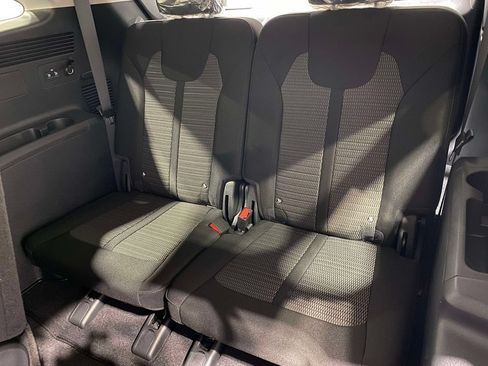 New 2026 Kia Sorento LX FWD image 13