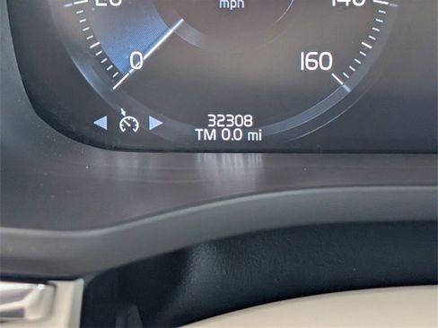 Used 2021 Volvo XC60 T5 Inscription image 25