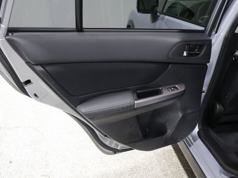 Used 2015 Subaru Crosstrek 2.0i Premium w/ Moonroof Package image 18