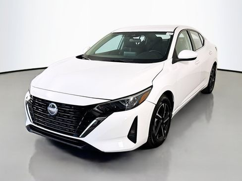 Used 2024 Nissan Sentra SV FWD image 4