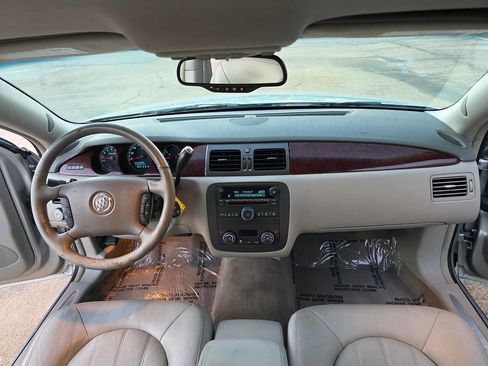 Used 2008 Buick Lucerne CXL w/ Luxury Package image 28