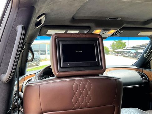 Used 2016 INFINITI QX80 Limited AWD/4WD image 33