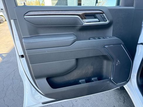 New 2026 GMC Sierra 1500 Elevation image 22