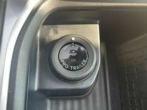 Certified 2025 Ford Expedition Max Active AWD/4WD image 18