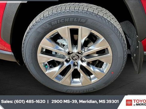 New 2025 Toyota RAV4 XLE Premium image 11