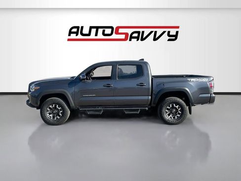 Used 2023 Toyota Tacoma TRD Off-Road w/ Technology Package image 4