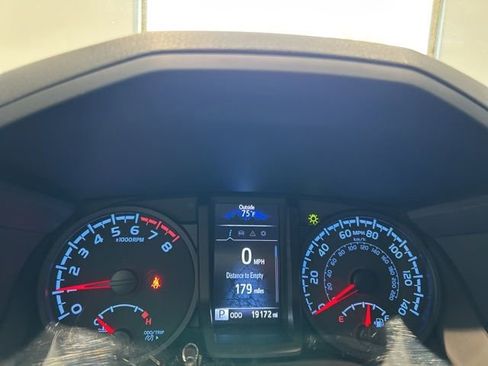 Used 2023 Toyota Tacoma SR AWD/4WD image 10