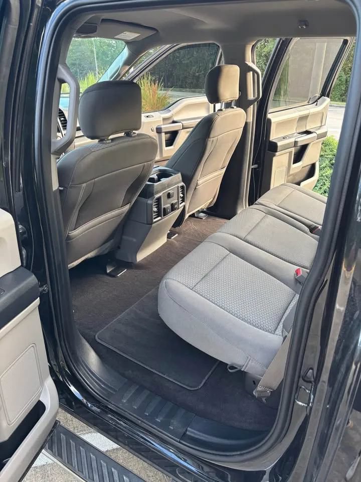 Used 2020 Ford F150 XLT w/ Equipment Group 302A Luxury AWD/4WD image 8
