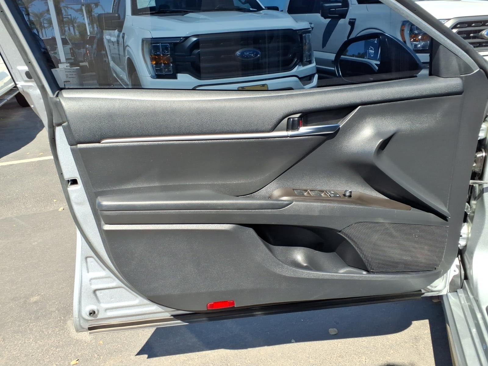 Used 2022 Toyota Camry SE w/ TRD Appearance Package (TMS) FWD image 20