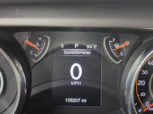 Used 2020 Jeep Gladiator Sport w/ Quick Order Package 24S AWD/4WD image 10