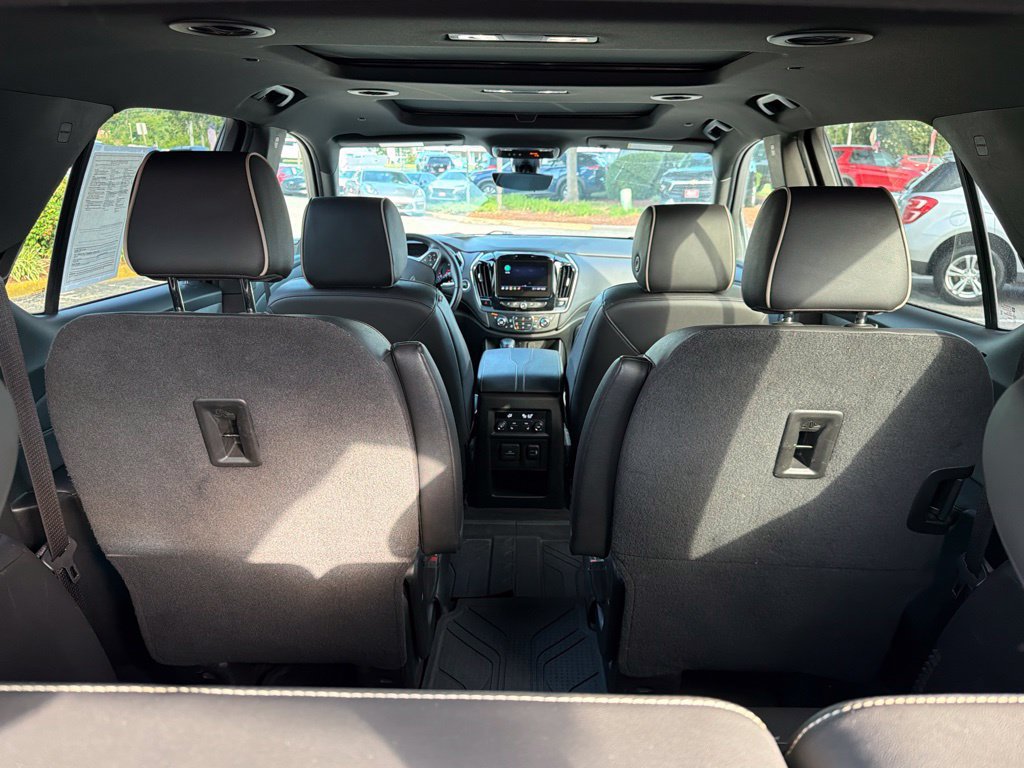 Used 2023 Chevrolet Traverse Premier w/ Redline Edition AWD/4WD image 8