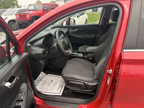 Used 2020 Hyundai Santa Fe SE FWD image 17