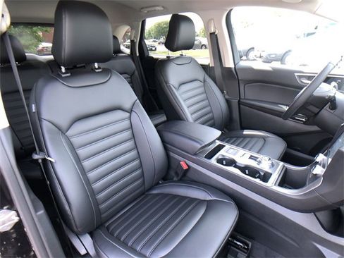 Certified 2022 Ford Edge SEL w/ Convenience Package image 24