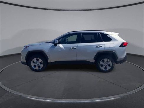 Certified 2025 Toyota RAV4 XLE AWD/4WD image 5