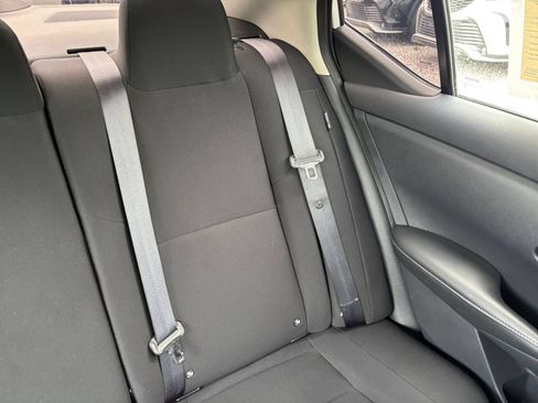 Used 2025 Nissan Sentra S FWD image 35