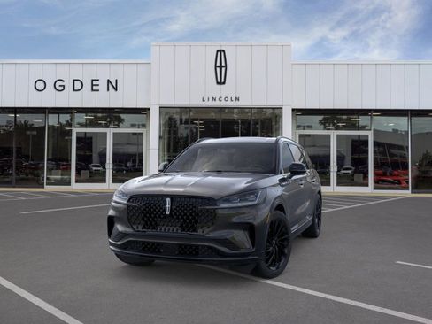 New 2025 Lincoln Aviator Reserve w/ Equipment Group 201A image 2