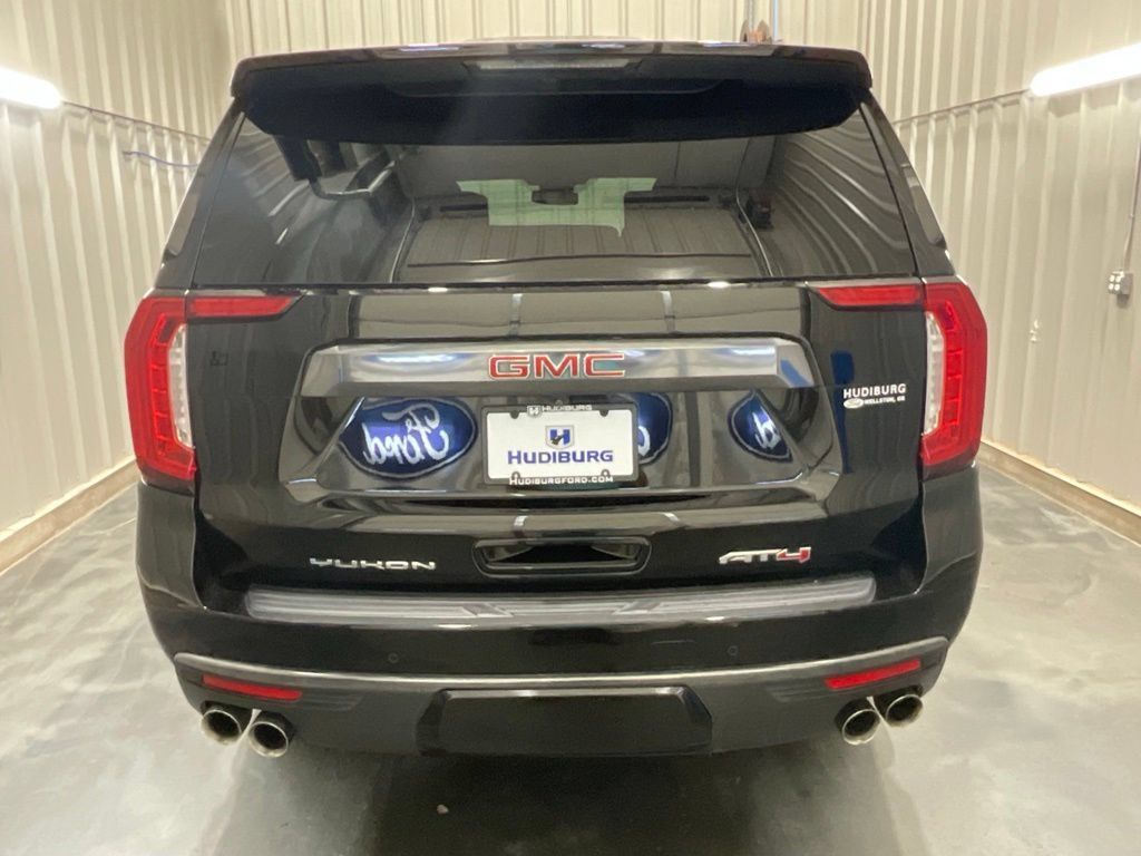 Used 2023 GMC Yukon AT4 w/ LPO, Floor Liner Package AWD/4WD image 29