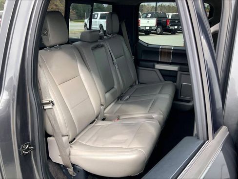 Used 2016 Ford F150 Lariat w/ Equipment Group 502A Luxury image 19