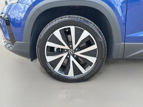 Used 2022 Volkswagen Taos SE image 39