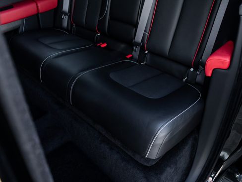 Used 2023 Rolls-Royce Cullinan image 28