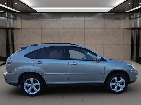 Used 2004 Lexus RX 330 FWD image 3
