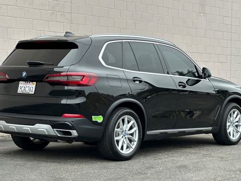 Used 2022 BMW X5 xDrive45e w/ Climate Comfort Package image 2