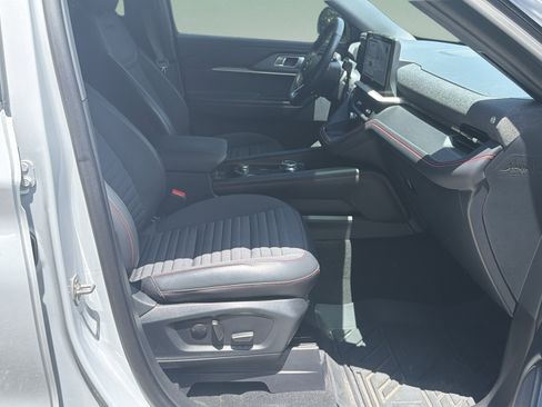 Used 2026 Ford Explorer ST-Line RWD image 21