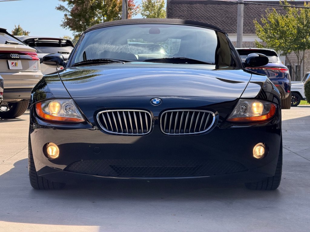 Used 2004 BMW Z4 3.0i RWD image 4