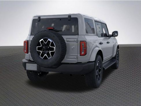 New 2026 Ford Bronco Outer Banks AWD/4WD image 8