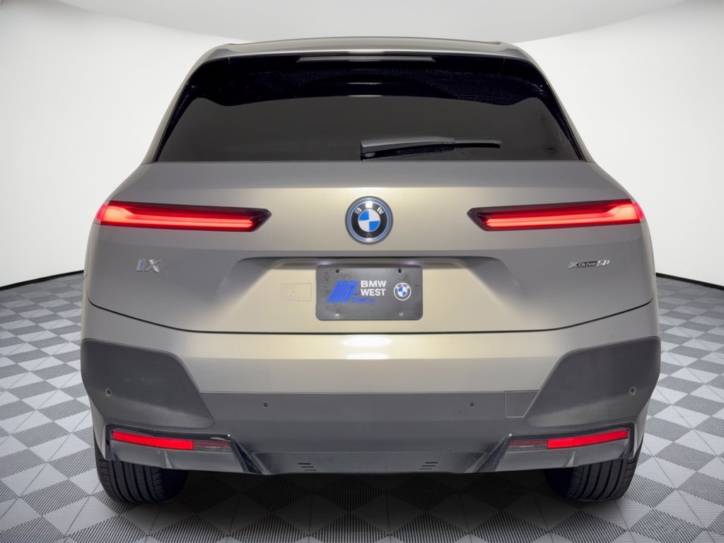 Certified 2024 BMW iX xDrive50 AWD/4WD image 11