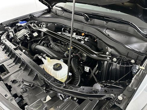 Used 2025 Ford Explorer ST-Line w/ ST-Line Street Pack image 30