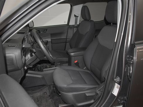 Used 2023 Ford Maverick XL image 19
