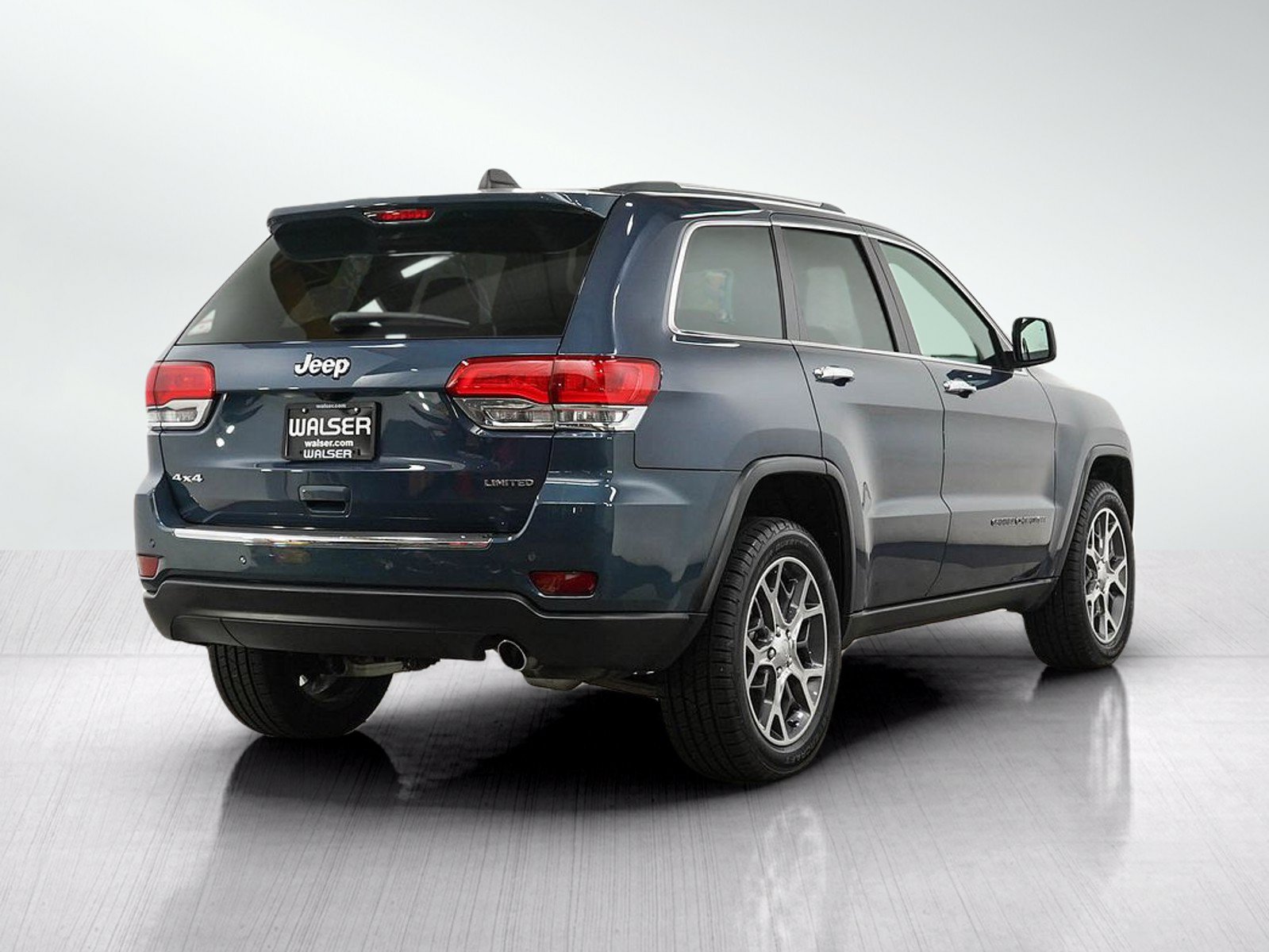 Used 2019 Jeep Grand Cherokee Limited w/ Luxury Group II AWD/4WD image 5
