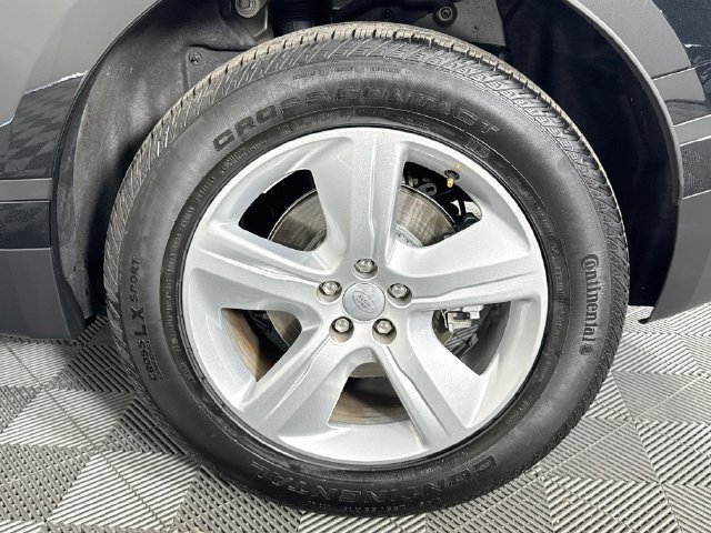 Used 2026 Land Rover Range Rover Velar S AWD/4WD image 33