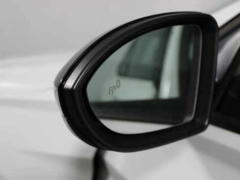 Used 2025 Volkswagen Jetta Sport FWD image 35