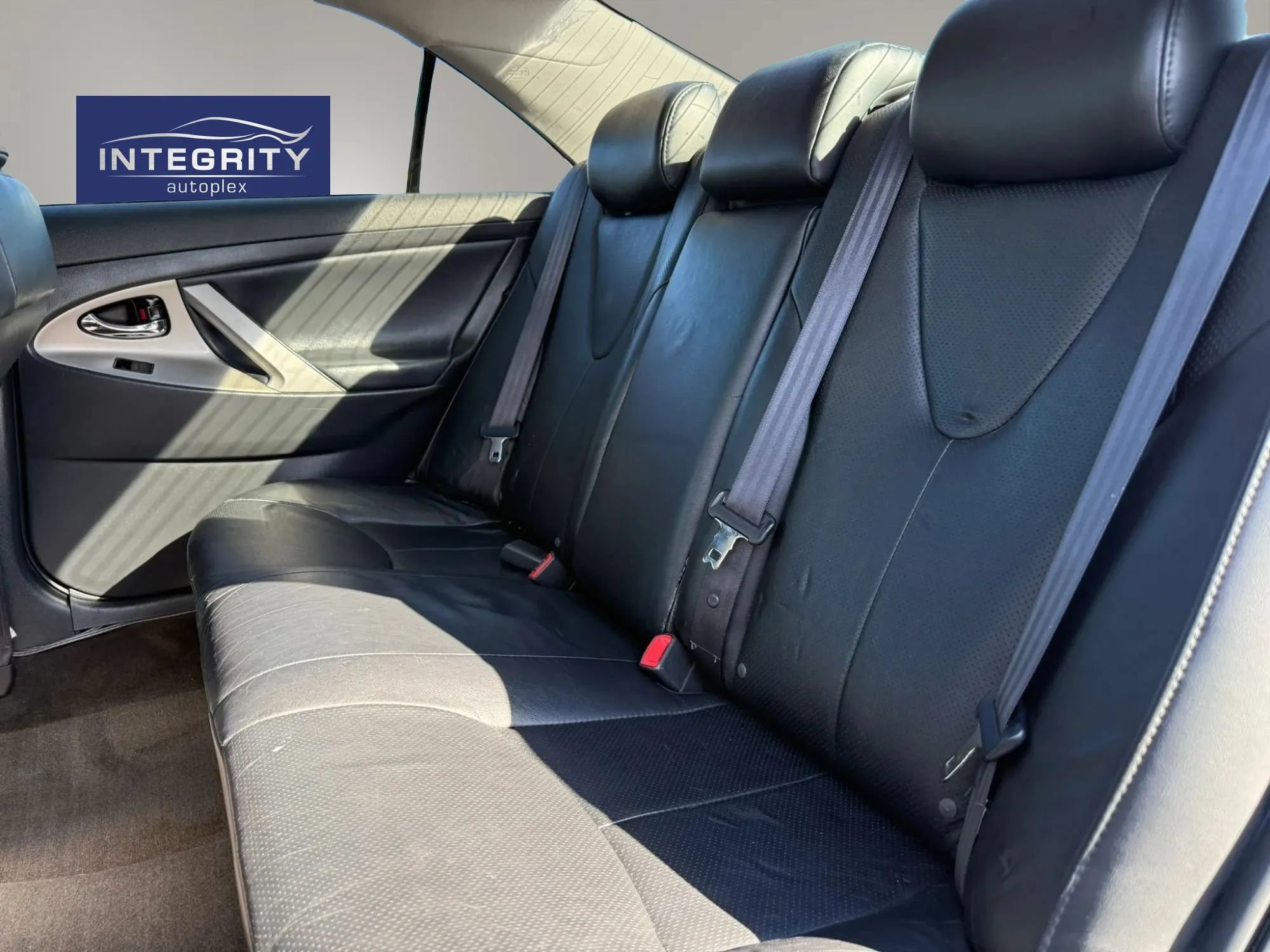 Used 2009 Toyota Camry SE FWD image 30