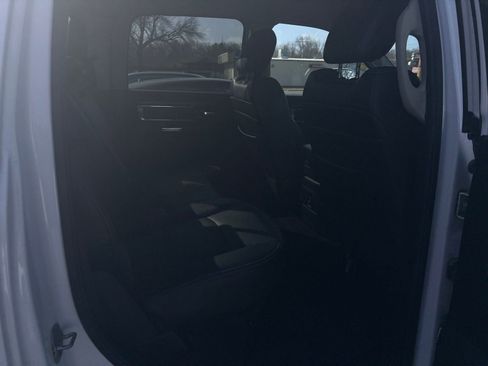Used 2014 RAM 1500 Laramie w/ Trailer Tow Group AWD/4WD image 10