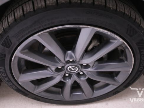 Used 2021 MAZDA MAZDA3 s image 29