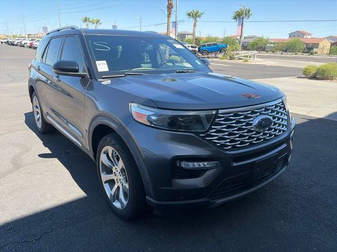 Used 2020 Ford Explorer Platinum w/ Premium Technology Package AWD/4WD image 7