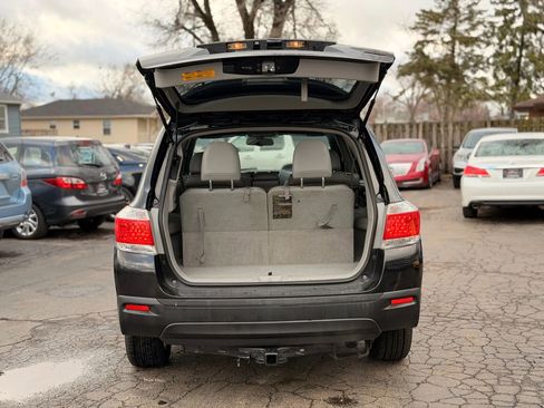 Used 2011 Toyota Highlander Limited w/ Tow Pkg image 18