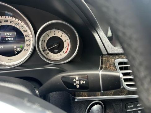 Used 2016 Mercedes-Benz E 350 4MATIC Sedan image 21